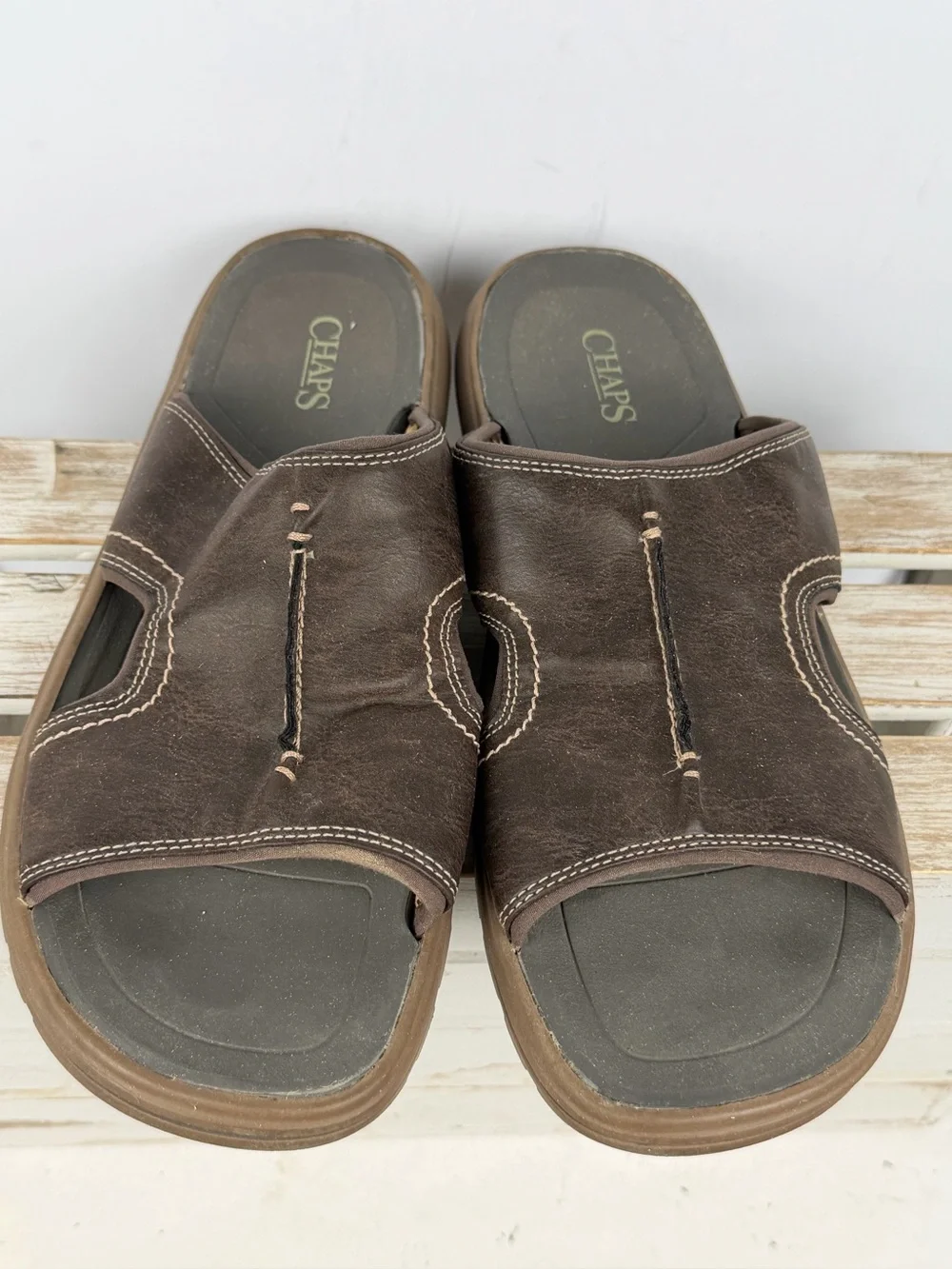 Chaps men's brown slide sandals contrast stitching and a cushioned footbed 11M